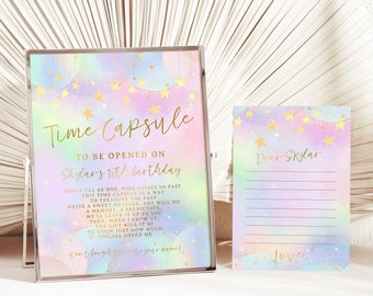 Peut inclure: Une carte de capsule temporelle avec un fond arc-en-ciel et des étoiles dorées. La carte indique "Capsule temporelle à ouvrir pour le 18e anniversaire de Skylar". Il y a une carte séparée qui dit "Cher Skylar" avec des lignes pour écrire.