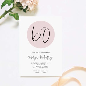 Invitation de fête d&#39;anniversaire rose modifiable 60e Télécharger le modèle numérique imprimable Pastel Women Modern Blush Pink Minimalist Bday Invite Z170