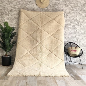 Moroccan Handmade rug, Best moroccan rug, rugs for gift, Rugs for living room, Rugs for Bedroom, berber rug, modern rug, white Rug Morocco