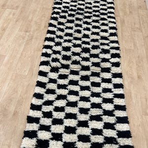 MOROCCAN HALLWAY RUG , Handmade Checkered runner rug , Black and White moroccan rug, Custom Beni ourain rug, Genuine wool rug, runner carpet
