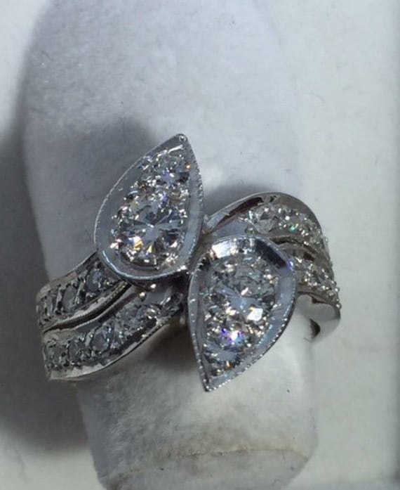 14 kt White Gold with 1.50 ct Diamonds