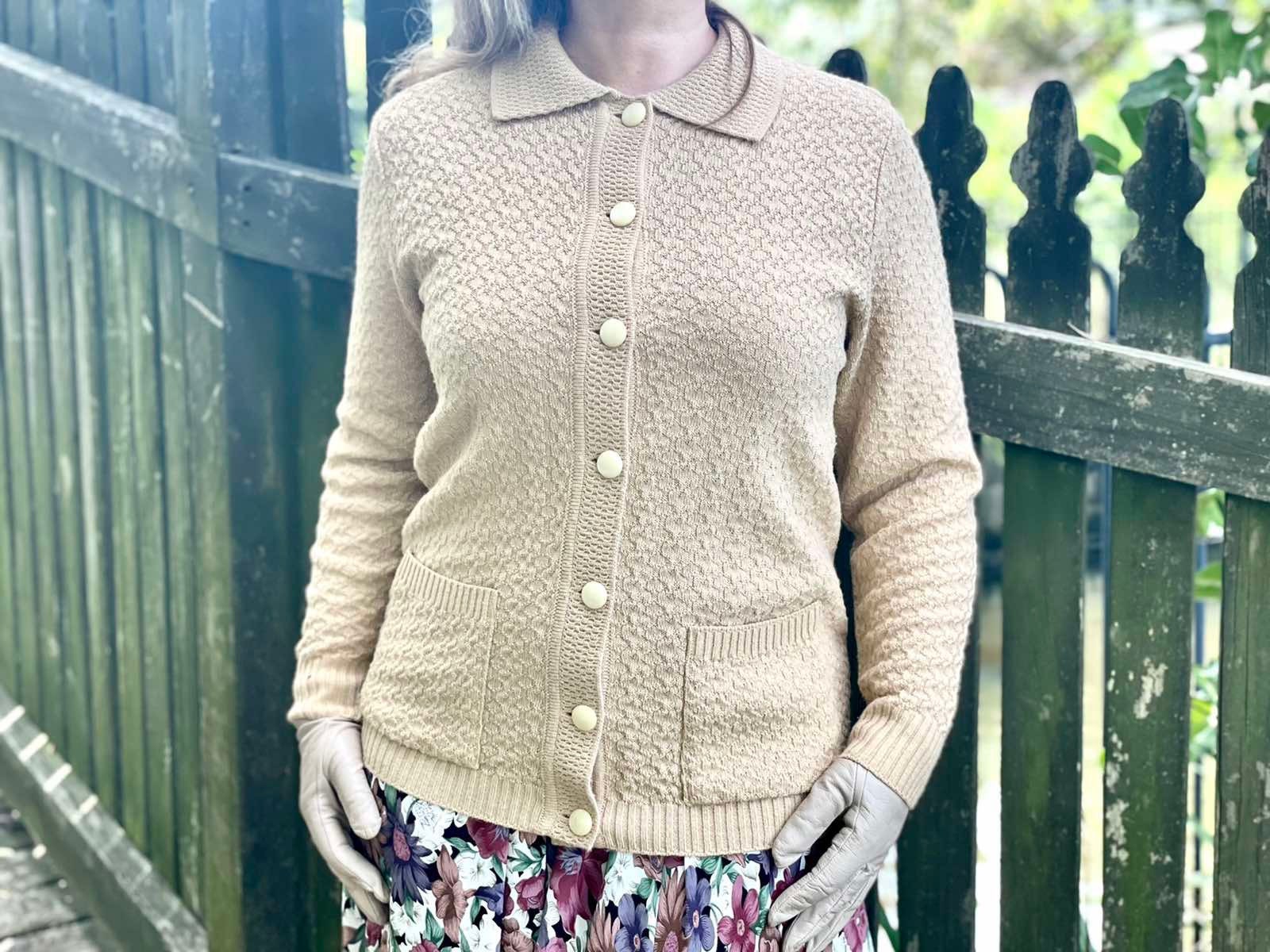 vintage 80s dezert 2tone cardigun Classic Cardigan - Burnt