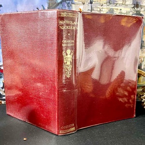 Vintage 1968 Edition Nicholas Nickleby by Charles Dickens - London and Glasgow Collins Clear-Type Press