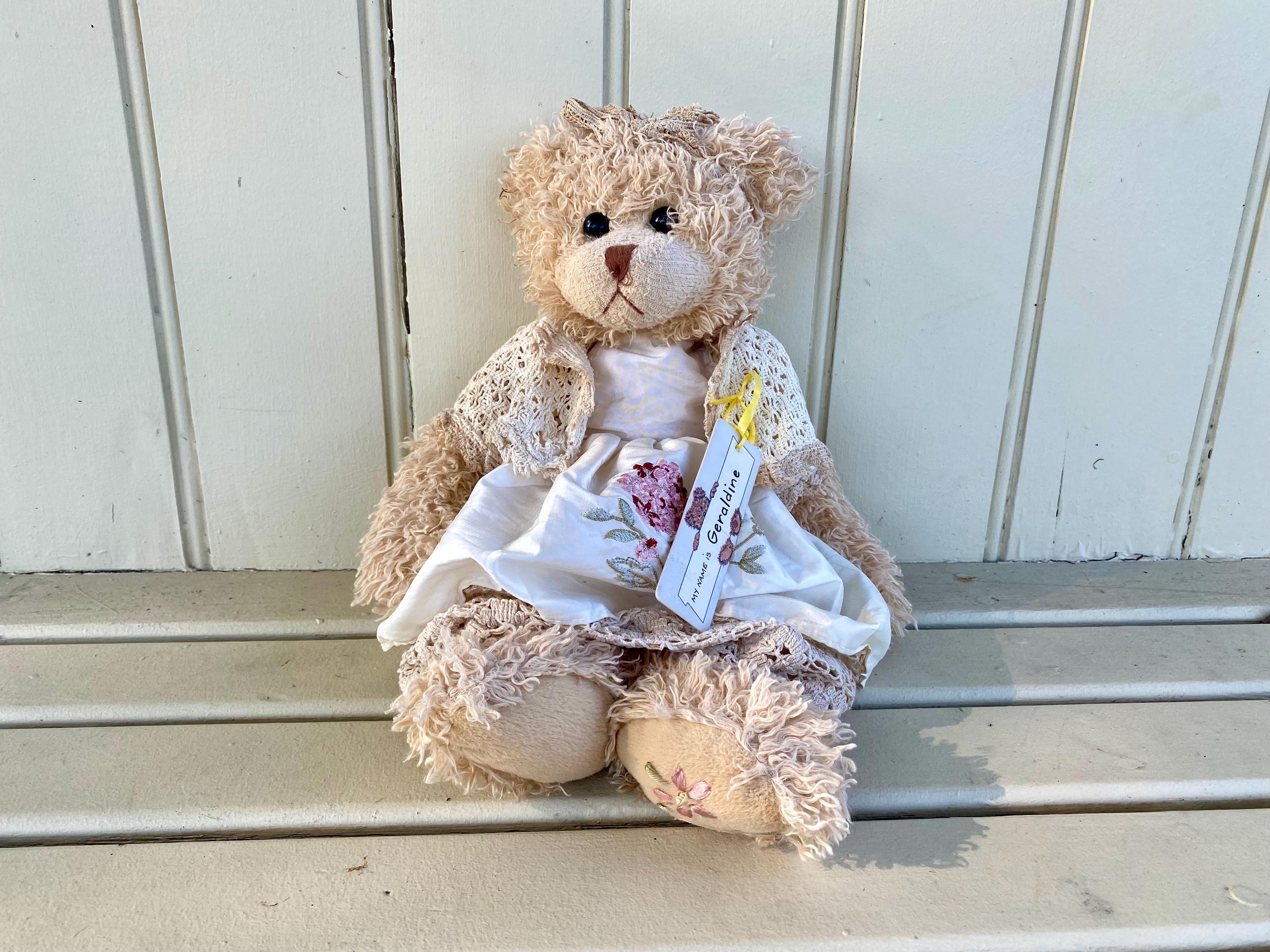 Settler Bear - Etsy UK