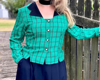 Vintage Green Jacket with Checkered Pattern and Black Lapels