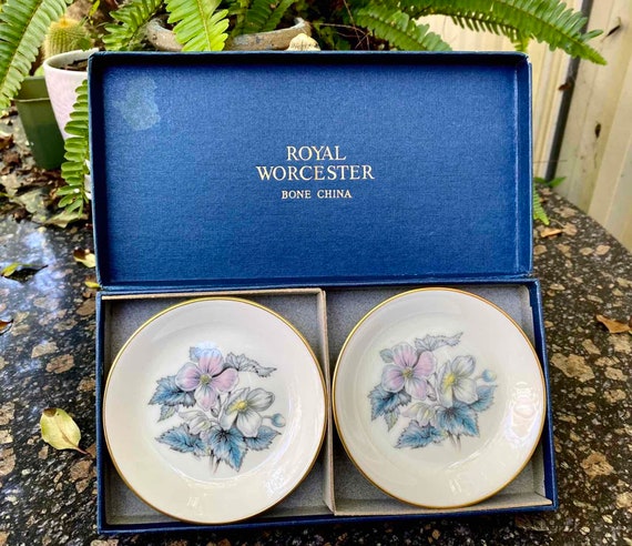 Vintage Set of Two Royal Worcester Fine Bone China Floral Dishes