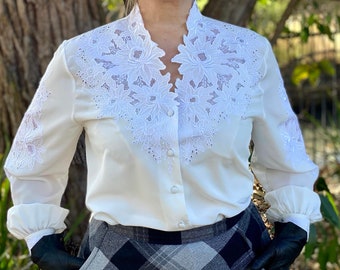 Vintage 1980s Angelica Paris White Poet Sleeve Floral Appliqué Shirt - Size M