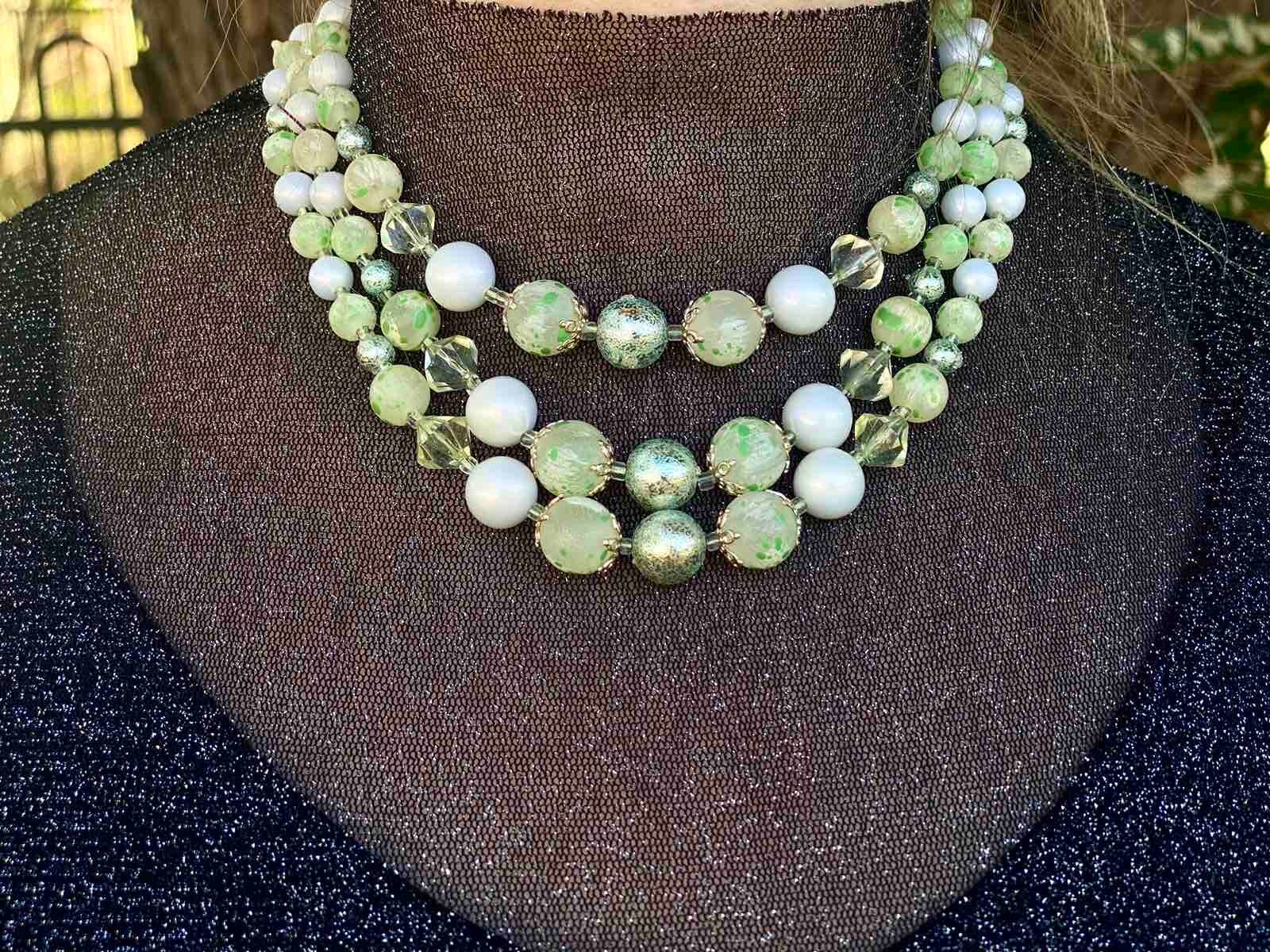 Collier Vintage 3 Rangs De Perles Vert D'eau Nacré - Bijou Unique Et Intemporel, Occasion
