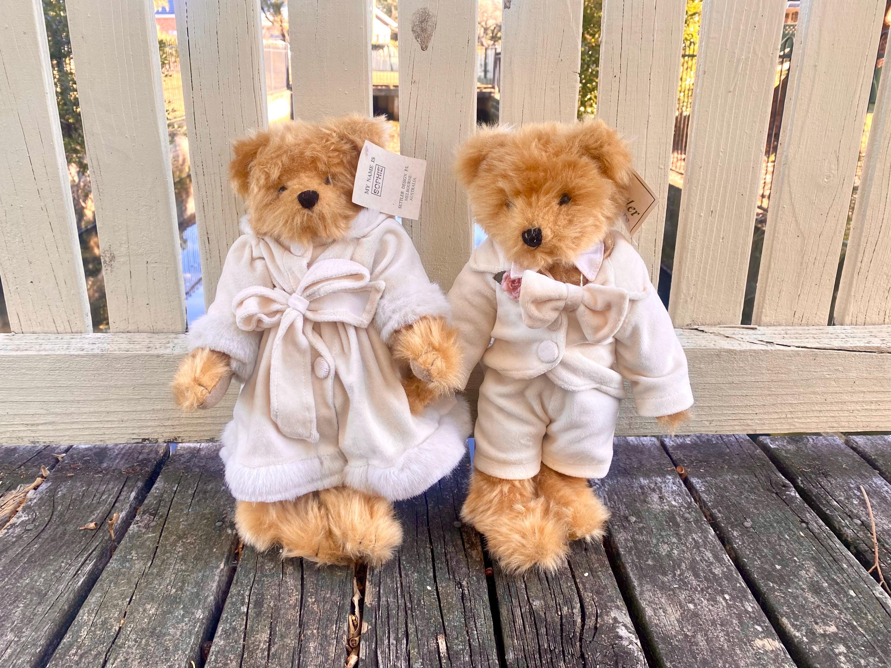Settler Bear - Etsy UK