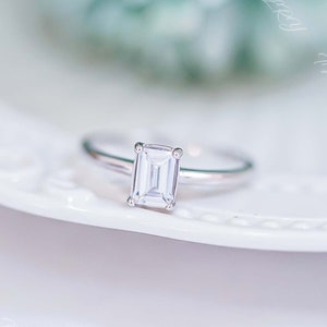 Cz emerald cut engagement rings 2025