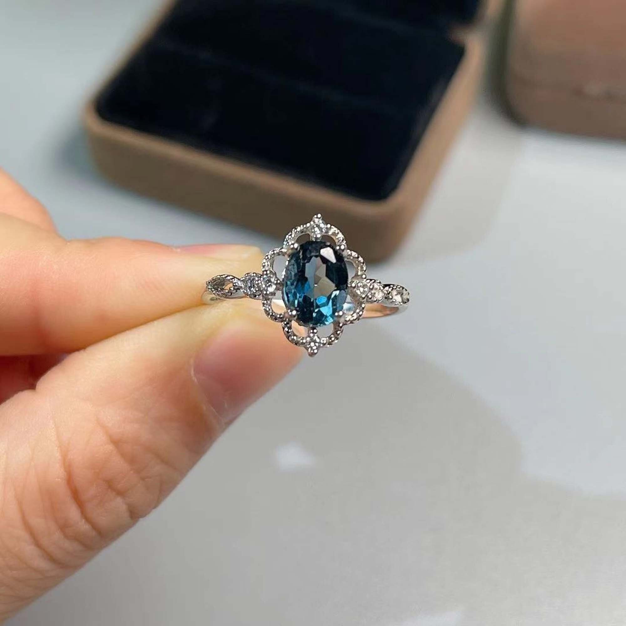 Blue topaz ring Etsy France