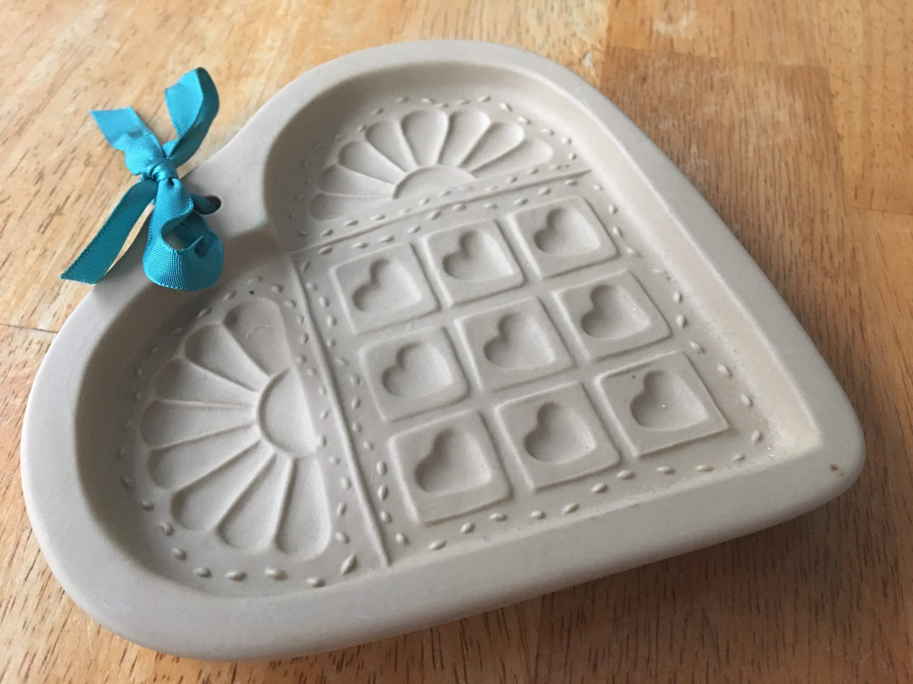 hill design cookie molds