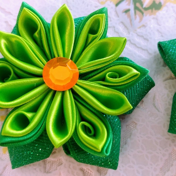 Emerald Green kanzashi hair clip set of 2, Green Brooch for Mom, St Patrick's day hairpin, Cute spring hair piece,  Green flowers shoe clips