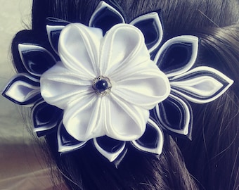 Black and White Kanzashi Flower Hair Barrette, Fabric Flower Hair clip, Oriental Hair Piece, White daisy hair clip, Dance Accessories, Gift