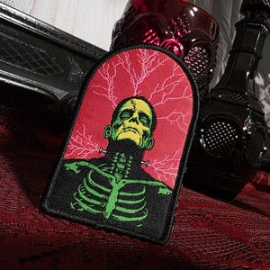 Frankenstein Patch Horror Movie Woven Patch, Classic Monster Iron On Patch for Jackets, Battle Vests & Backpacks – Gothic Halloween Gift