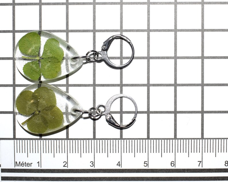 Teardrop shape Resin earrings with real four-leaf clovers