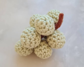 Crochet bunch of green grapes