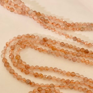 20 beads 2mm Moonstone 2mm faceted, 20 beads SUNSTONE faceted natural gem 2mm light orange tones white flash, sun stone