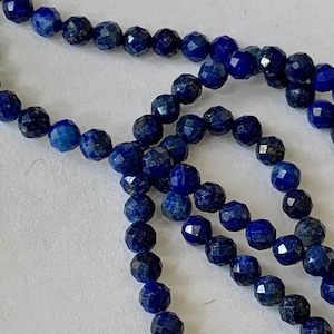 Lapis Lazuli AA bleue 2/2,4 mm facettée, 15 perles facettes gemme naturelle 2mm 2.5mm tons bleus, Lapis Lazul pierre naturelle image 3