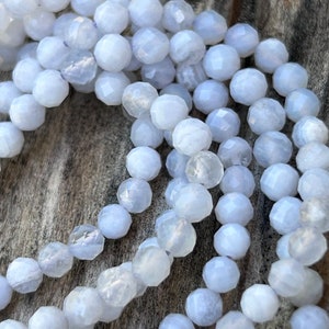 Agate bleue dentelle perles facettée, 10 perles facettes gemme naturelle tons bleu/parme, pierre naturelle 3,2mm image 4