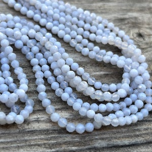 Agate bleue dentelle perles facettée, 10 perles facettes gemme naturelle tons bleu/parme, pierre naturelle 3,2mm image 6