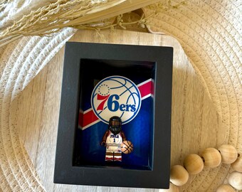 Caja de sombras Lego de 3x4” inspirada en los 76ers - Filadelfia - Deportes de Filadelfia - Baloncesto de los 76ers - Decoración de oficina - Regalos para él - Fanático de los deportes - Fanático del baloncesto