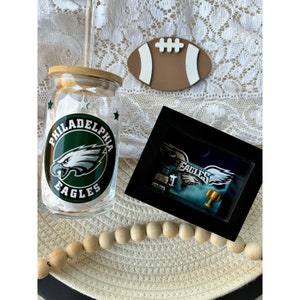 Philadelphia Eagles 16oz Glass Cup & Shadow Box Set