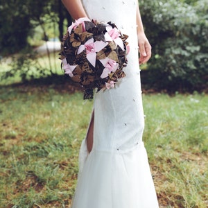 Origami Wedding Bouquet - Sustainable and Customizable Paper Flowers