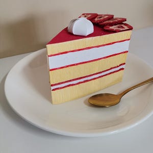 Fetta di torta di carta fatta a mano – Decorazione gourmet e originale – Regalo unico ed eco-responsabile