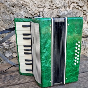 Vintage Childrens accordion,USSR Accordion,Soviet toy,Soviet accordion