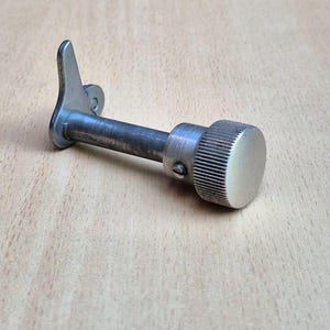 Pfaff モデル 130 のオリジナル ダーニング ノブ / ドロップ フィード