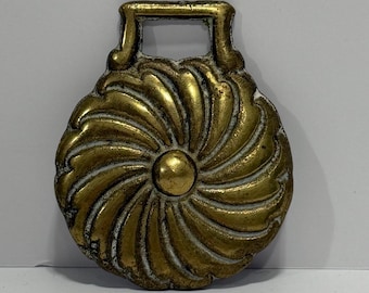 Antique Brass Swirl Architectural Hardware | Victorian Round Decorative Mount | Salvaged Hardware | 3.5" x 2.75"