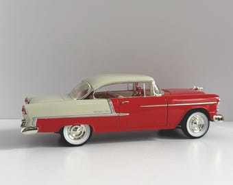 Vintage 1995 ERTL 1955 Chevy Bel Air 1:18 Diecast | American Muscle Red White Hardtop