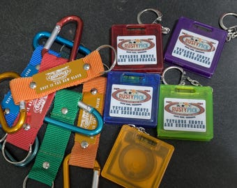 Rusty Pick Branded Keychain Accessories - Random Colors - Carabiners And Mini Measuring Tapes