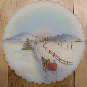 1980 Fenton Uranium Custard Glass Plate - Decorative - Hand Painted - Glows Under Black Light