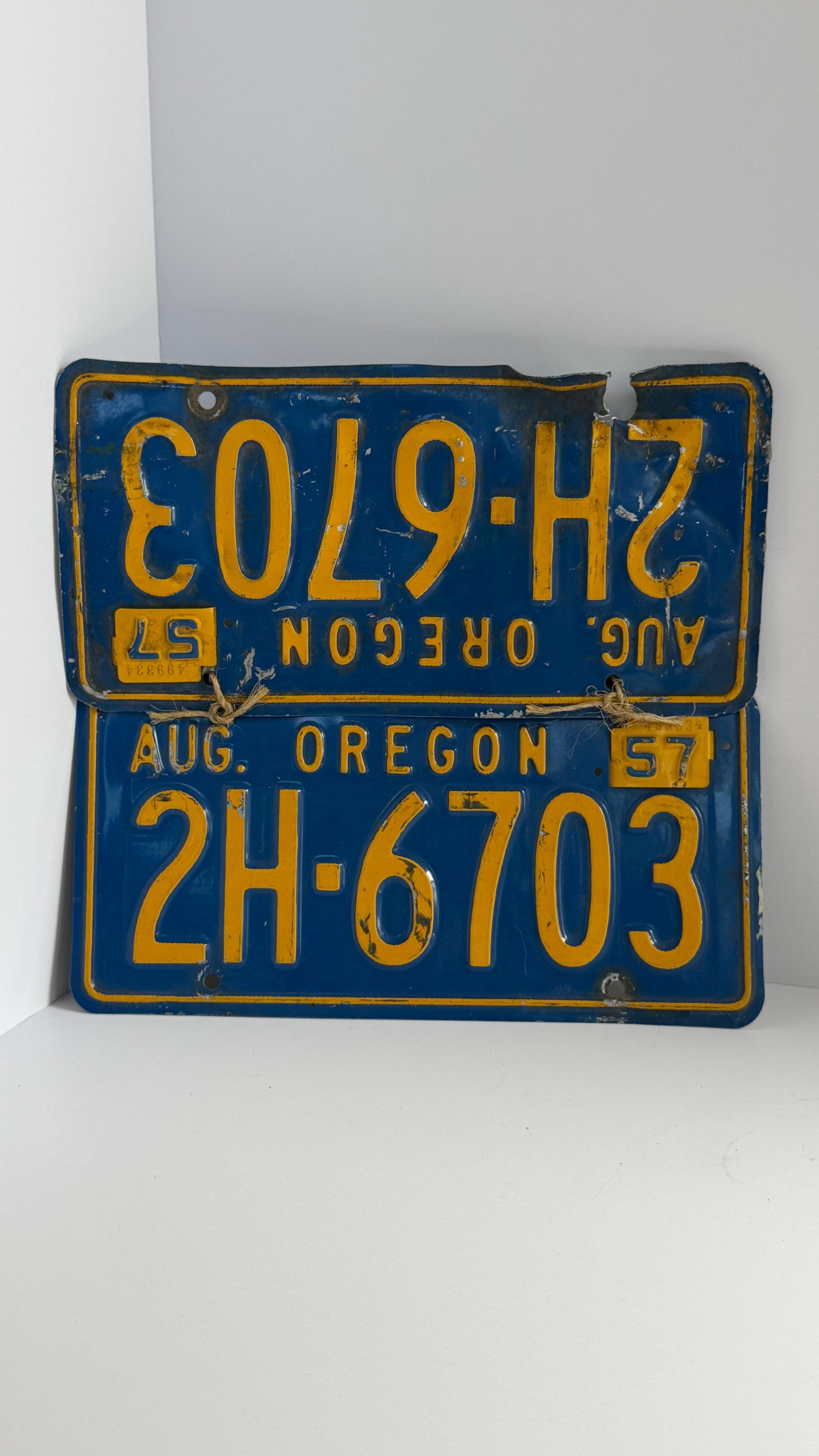Matching Pair Vintage Oregon License Plate - Etsy
