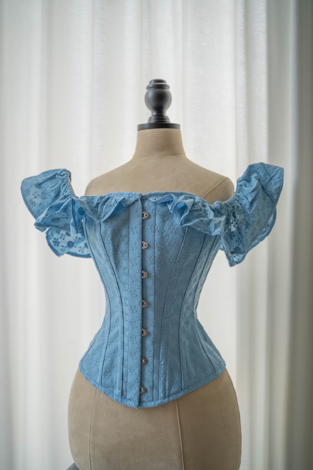 NEW BEAUTIFUL Classic Victorian Off-shoulder Ruffles Style Classy Sky ...