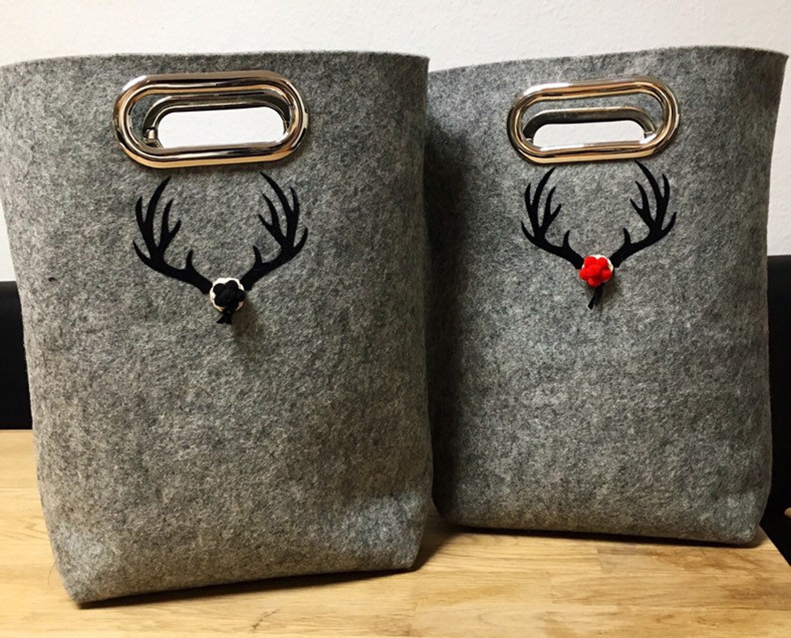 Bag with deer antler
