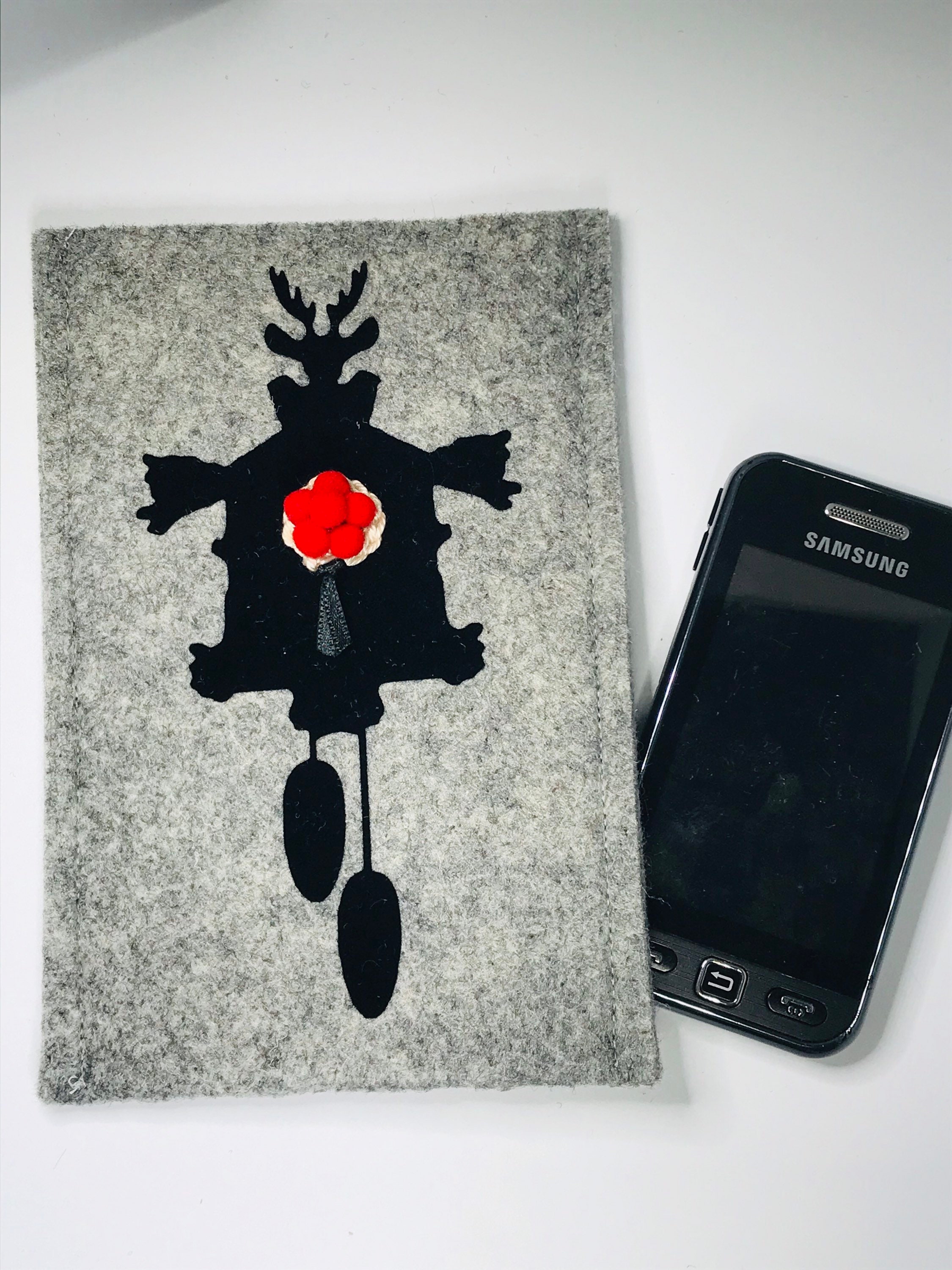 Mobile Phone Case With Cuckoo Clocks and Bollenhut in Red Etsy UK