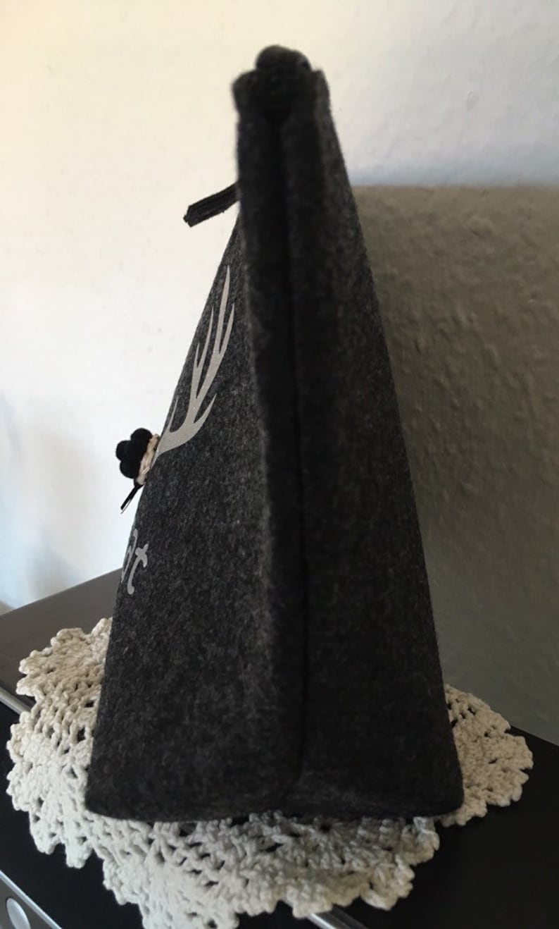 Bag with deer harrier and black Bollenhut