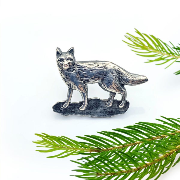 Fox Lapel Pin, Animal Trophy, Silver Fox Pin, Tie Pin for Men, Hunting Accessories, Gift for Hunter for Men, Hunting Pin, Christmas Gift