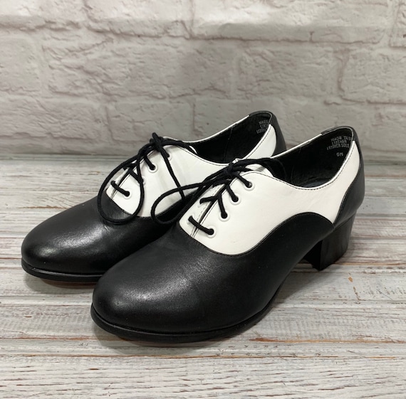 Vintage Capezio Dance Shoes Size 5