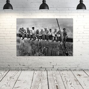 Lunch A Top A Wolkenkratzer, New York City Leinwanddruck, Großer Leinwanddruck, schwarz-weiß gerahmt, Lunch on Skyscrape