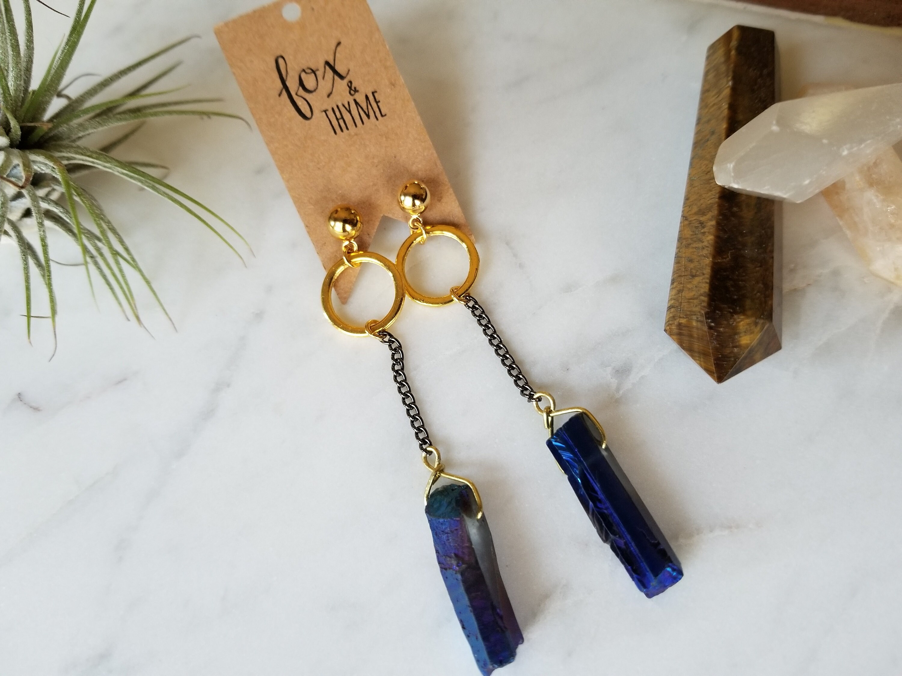 SINGLE METALLIZED EARRING / blue matte