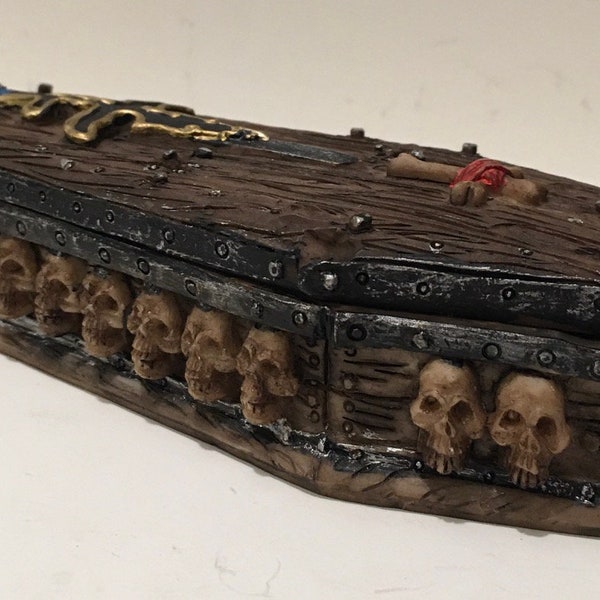 RARE Ceramic Spooky Halloween Gothic Goth Ye Old Rotting Pirate Ship Coffin Casket Trinket Ring Box Corpse Trinket Ring Jewelry Box With Lid