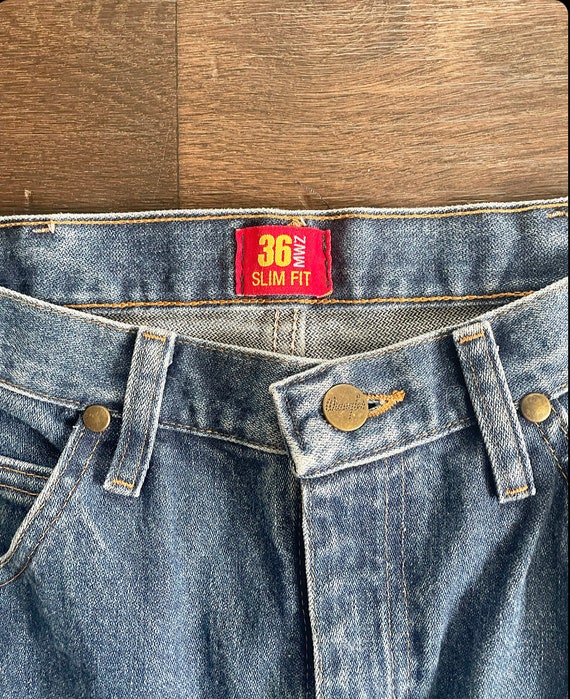 Vintage Slim Fit Wrangler blue denim jeans mens s… - image 3