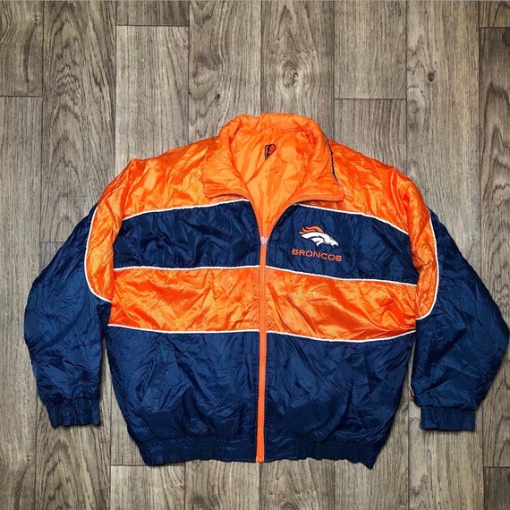 Vtg 1990s Denver Broncos NFL puffer coat VIntage
