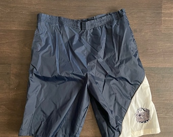 Vintage Georgetown Hoyas nylon shorts mens size large