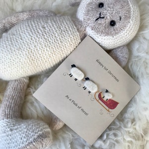 Babys första julkort | Handgjort ullfår, släddesign bild 2