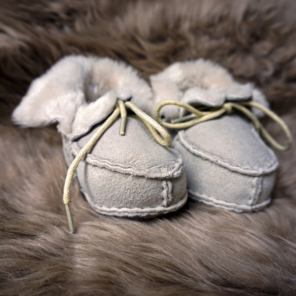 Bottes bébé en peau de mouton | Chaussures pour tout-petits | Chaussons bébé en fourrure | Pantoufles | 9-12 mois